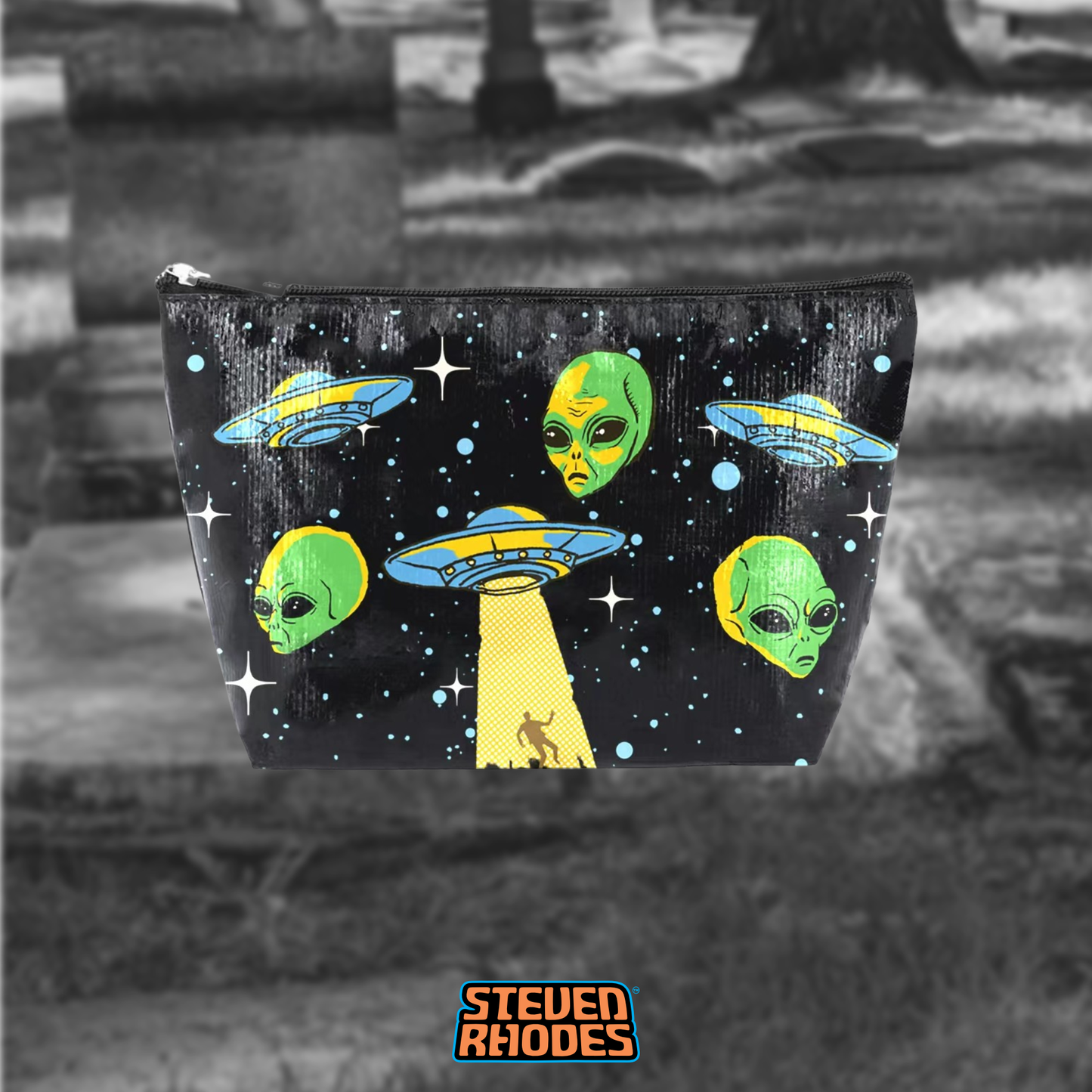 Aliens Zipper Pouch